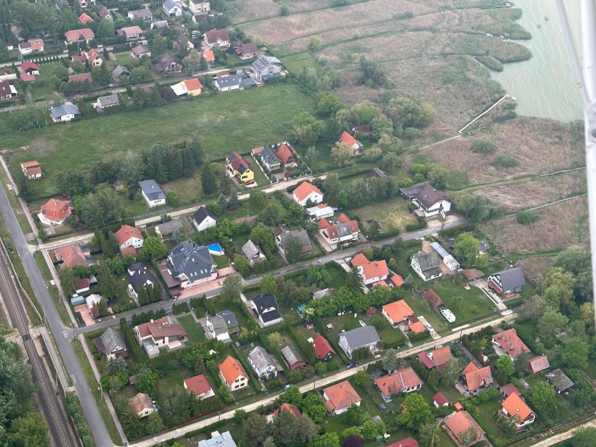 Topart Apartman I Balatonfenyves Exterior photo